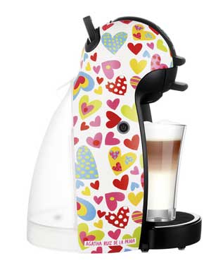 Nescafé Dolce Gusto Piccolo az Agatha Ruíz De La Prada kollekcióból